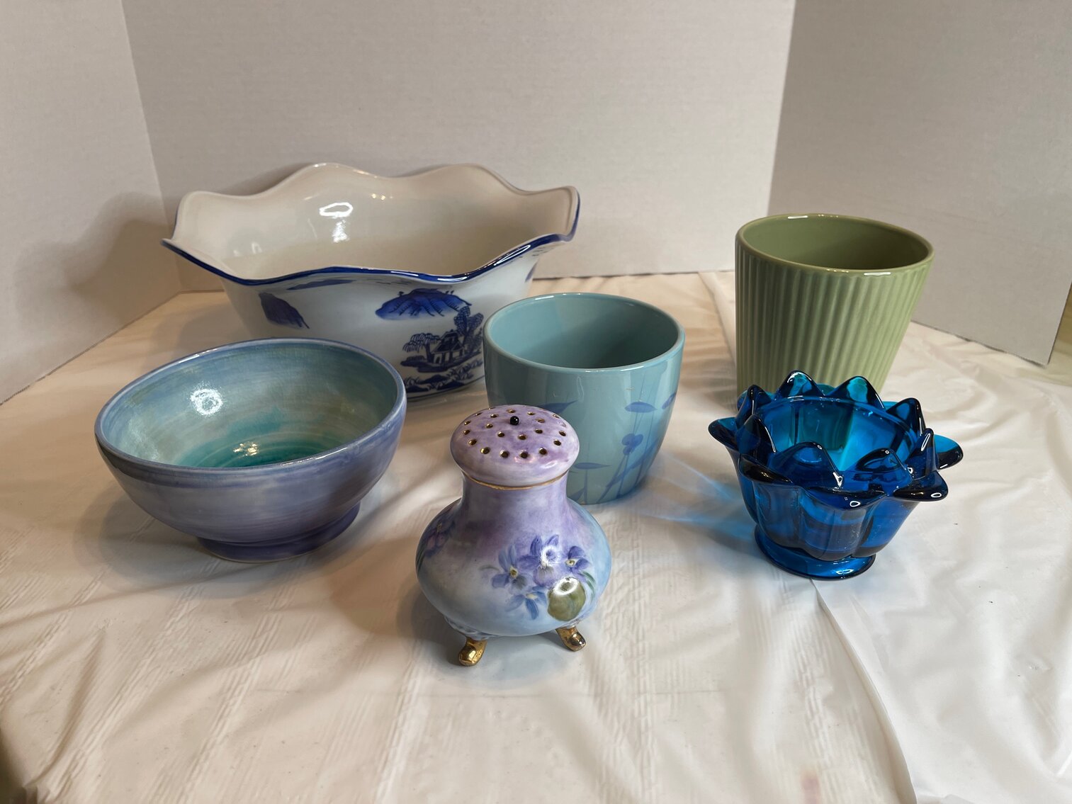 Blue decorative pieces