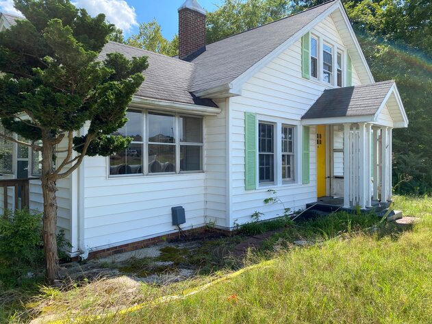 Image for 105 Random Lane