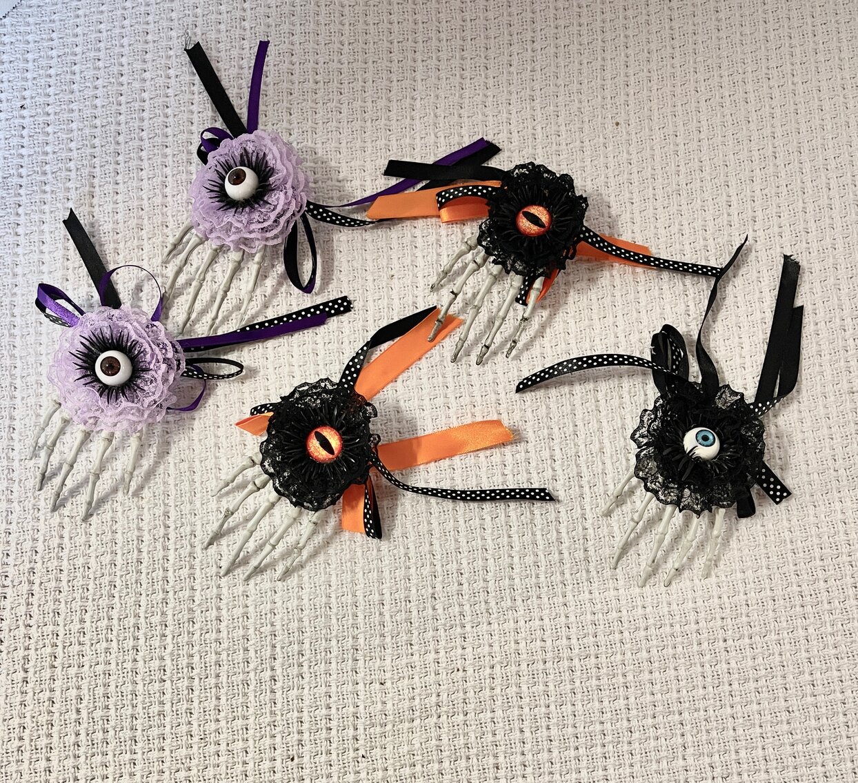 5 Spooky Hair Clips