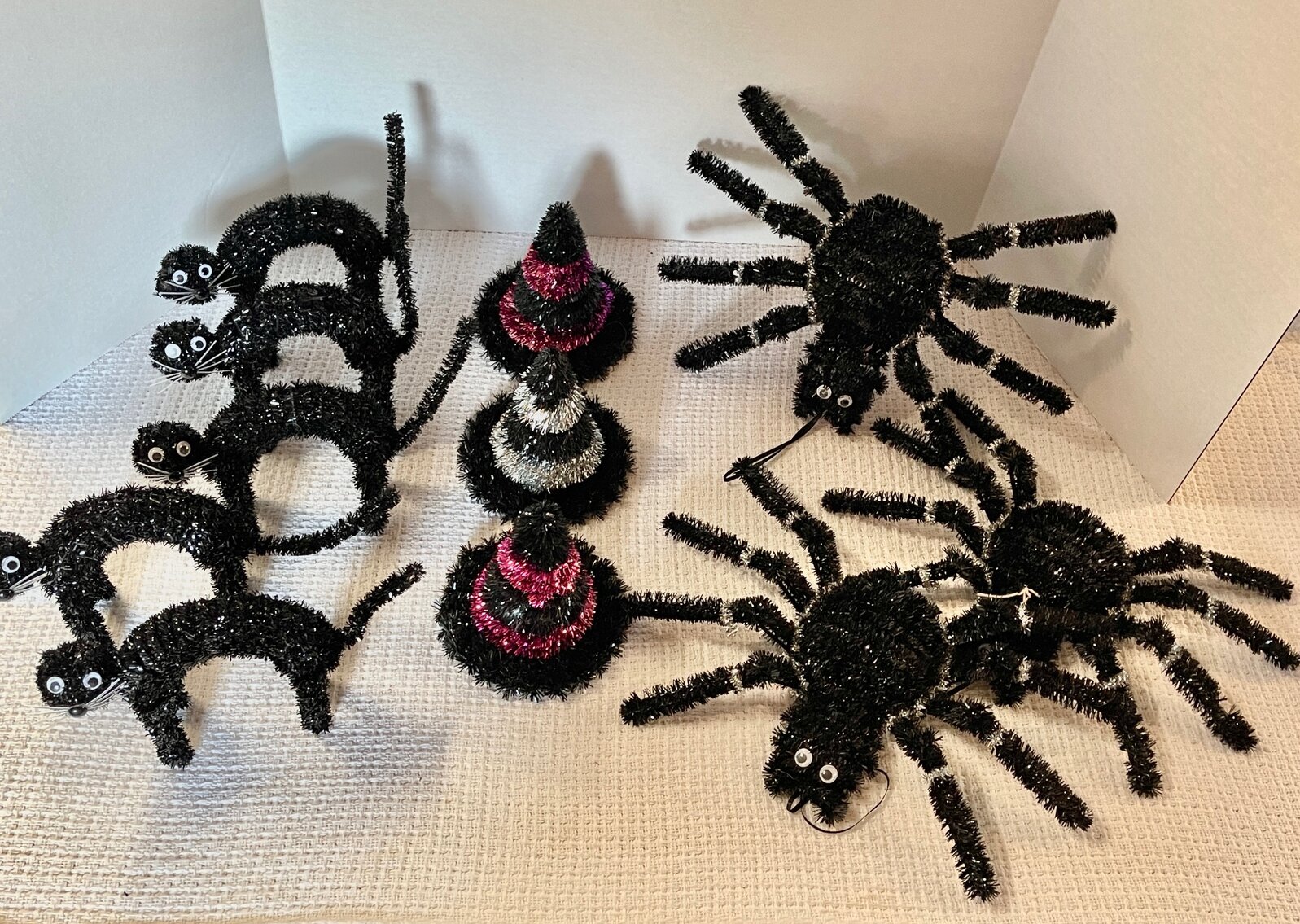 Halloween Tinsel Lot 1 of 3
