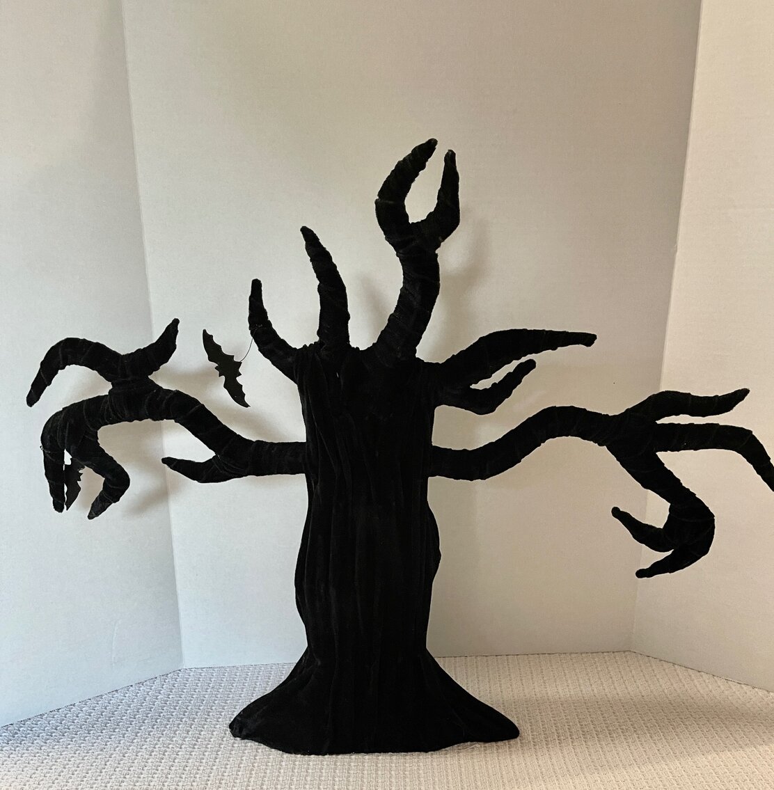 30” Vintage Velvet Tree