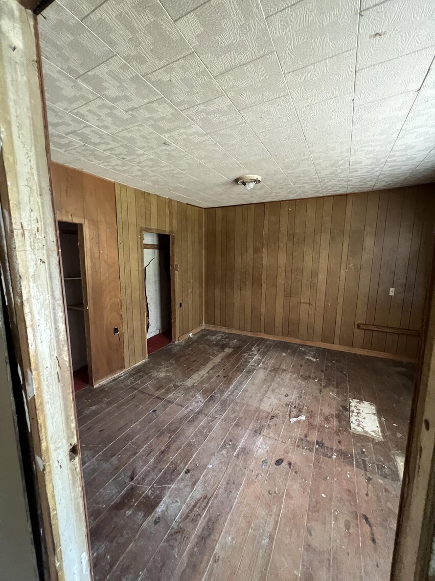 Image for SOLD $96,250 - Monroe Co. 3 Bedroom on 20+ Acres Selling to the Highest Bidder