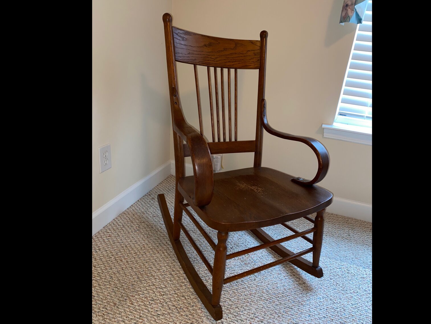 Vintage Rocking Chair 