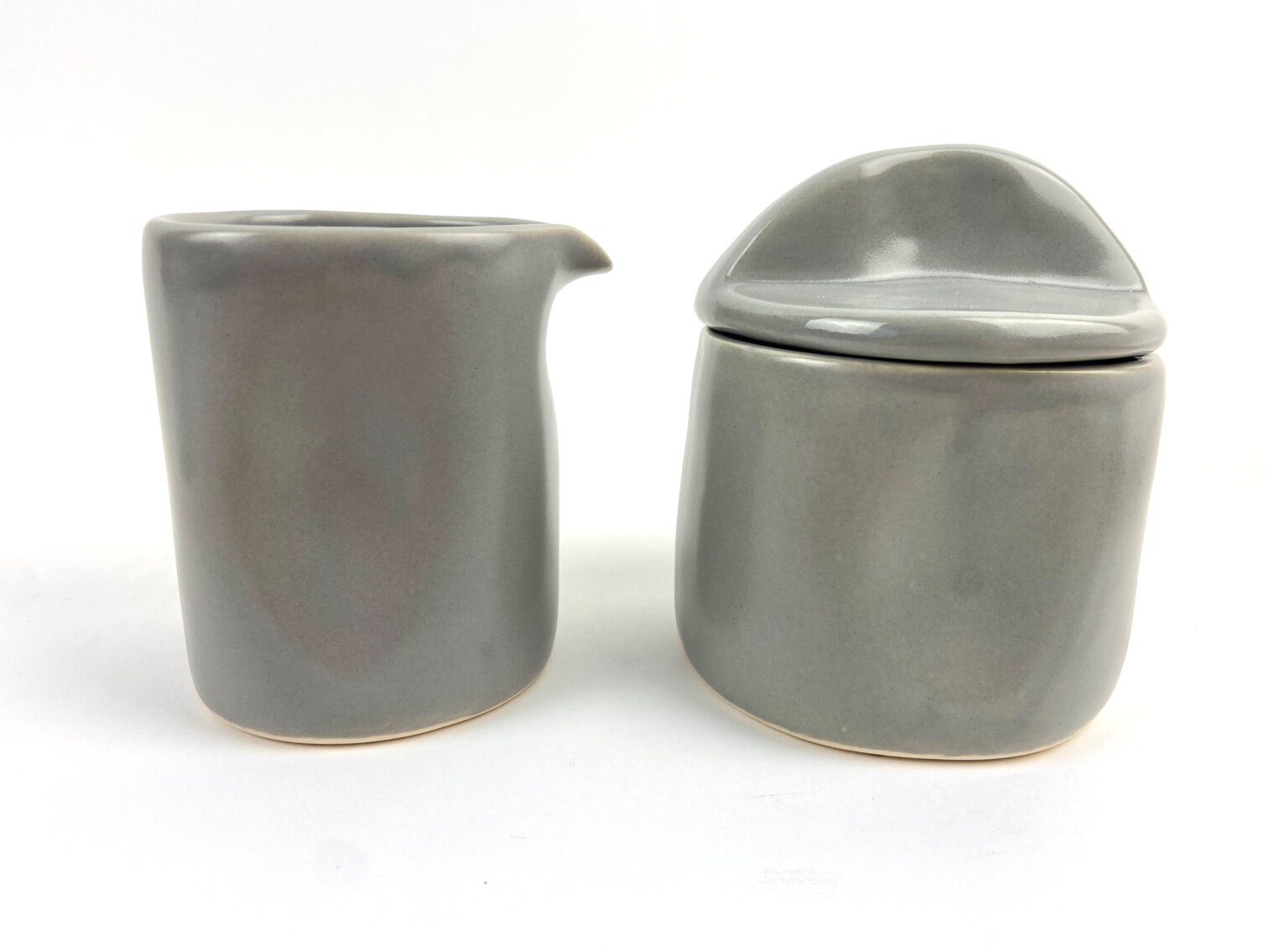 Alex Marshall Studios Grey Organic Creamer & Lidded Storage Bowl