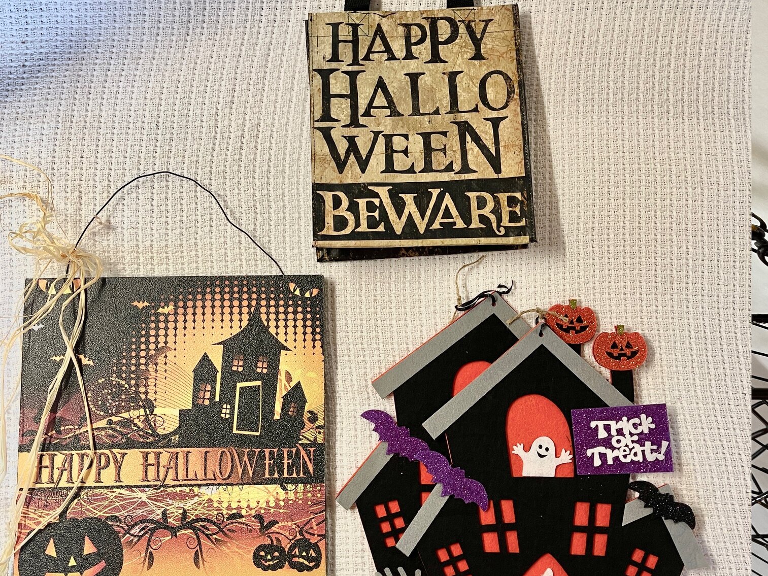 Halloween Tote and Wall Decor