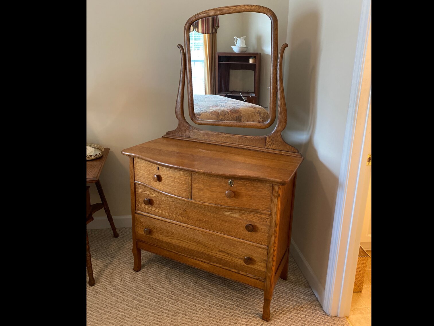 Oak Dresser with mirror 