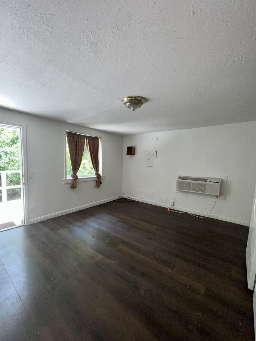 Image for SOLD $97,900 - Income Generating 4 Unit Apartment Building Near the VA Hospital