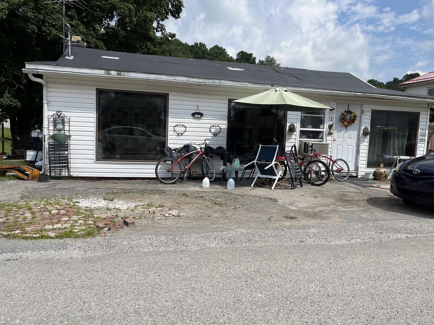 Image for SOLD - Cozy Home in Philippi Selling to the Highest Bidder