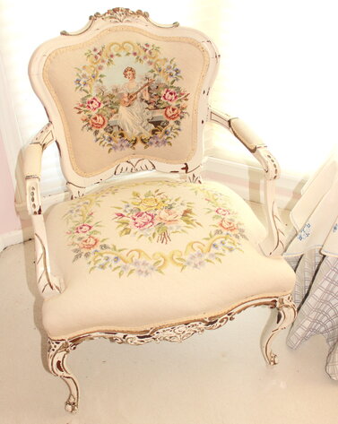 Image for INCREDIBLE 2-RING ESTATE AUCTION