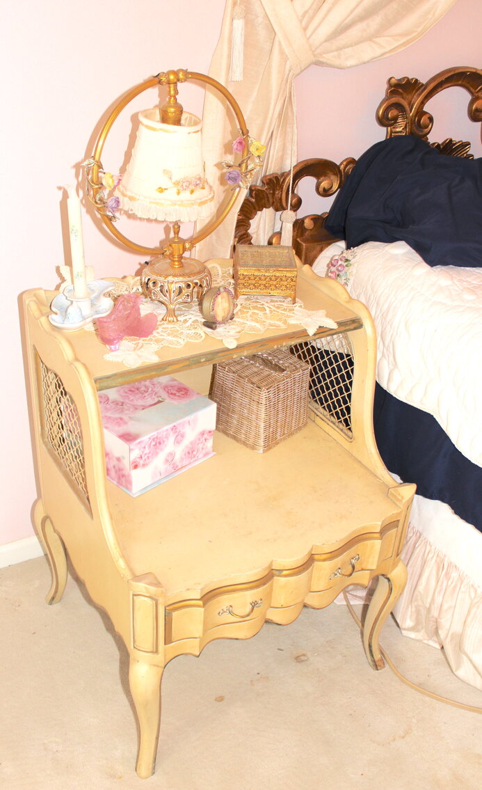 Image for INCREDIBLE 2-RING ESTATE AUCTION