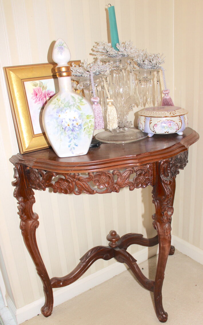 Image for INCREDIBLE 2-RING ESTATE AUCTION