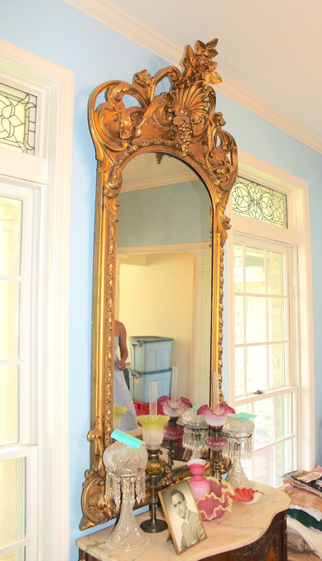 Image for INCREDIBLE 2-RING ESTATE AUCTION