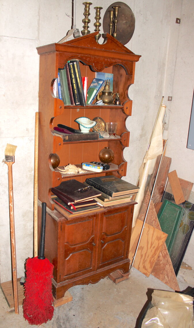 Image for INCREDIBLE 2-RING ESTATE AUCTION