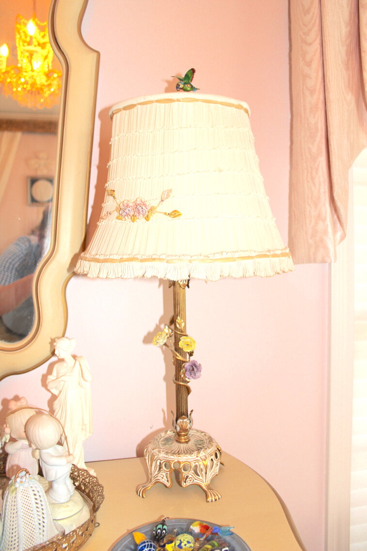 Image for INCREDIBLE 2-RING ESTATE AUCTION