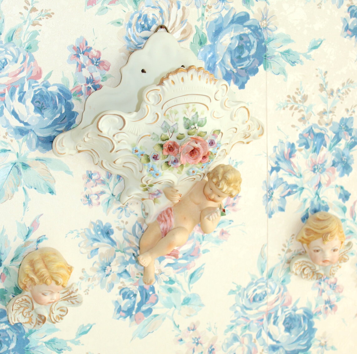 Image for INCREDIBLE 2-RING ESTATE AUCTION