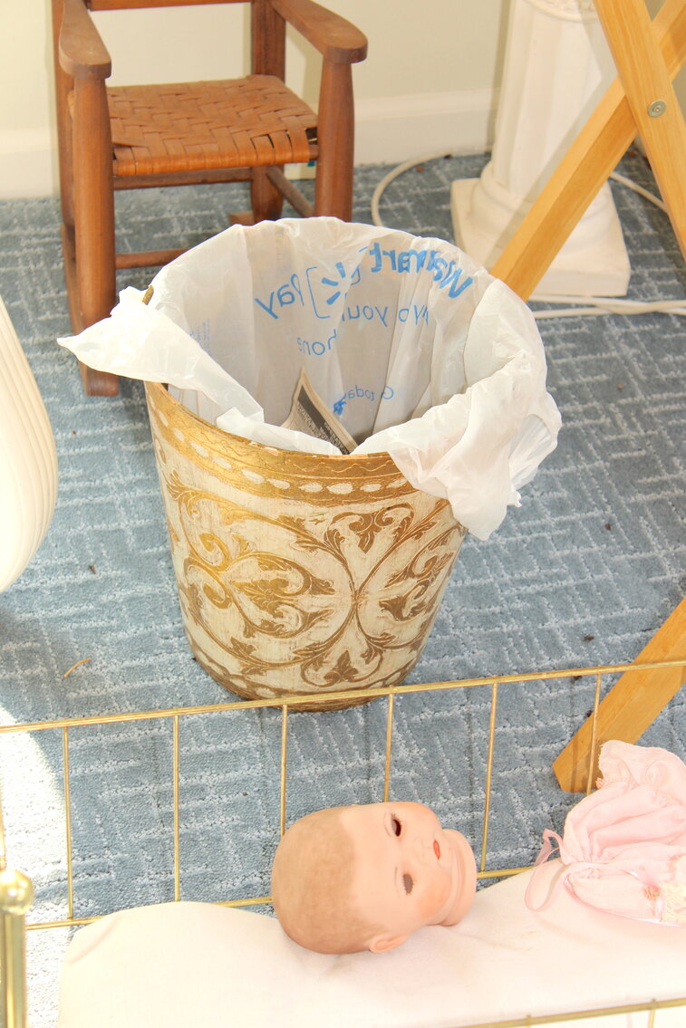 Image for INCREDIBLE 2-RING ESTATE AUCTION