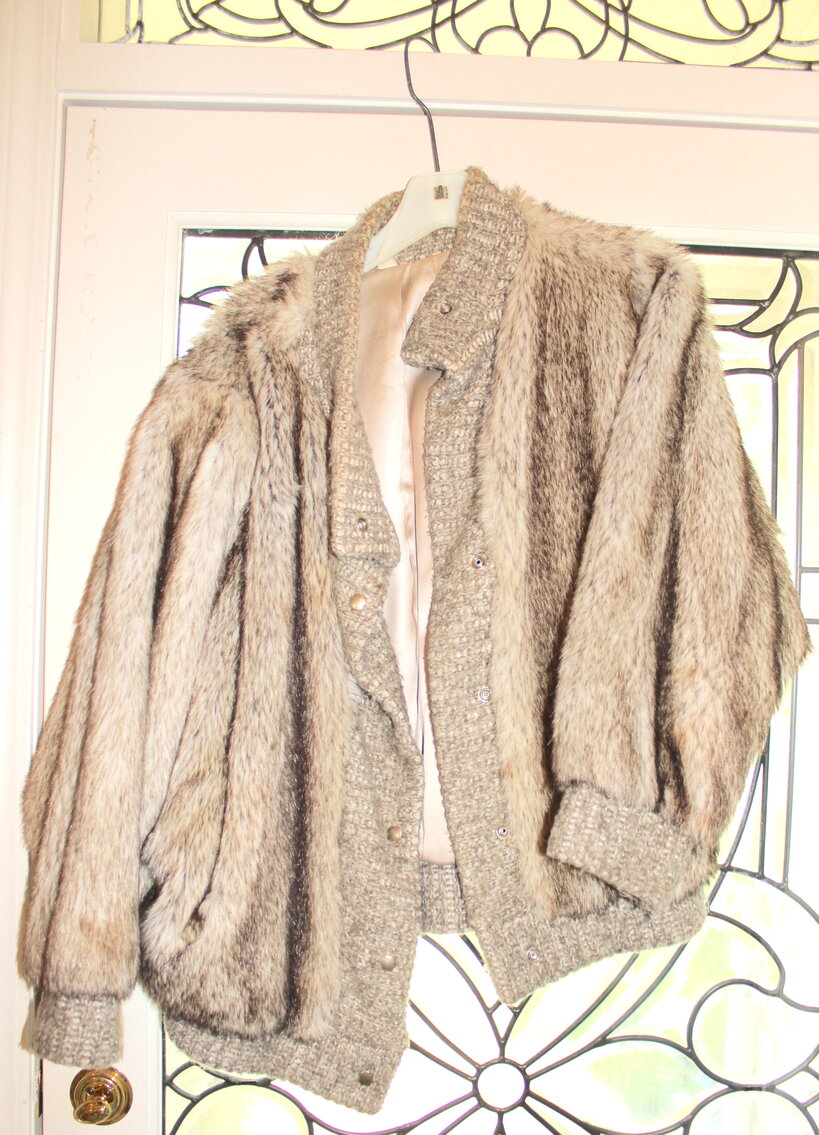 Image for INCREDIBLE 2-RING ESTATE AUCTION