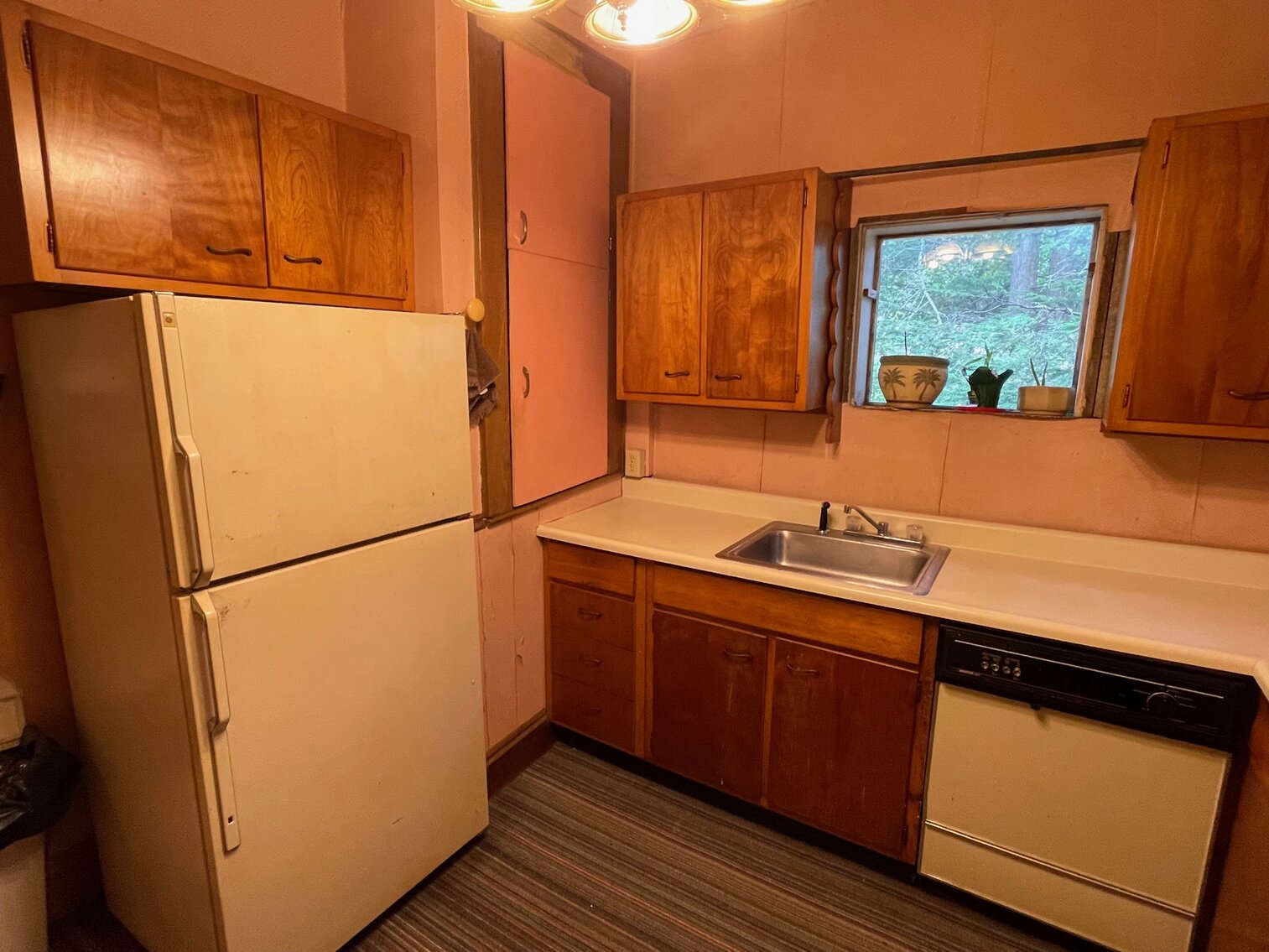 Image for SOLD $41,800 - 3 Bedroom in the South Hills Selling to the Highest Bidder