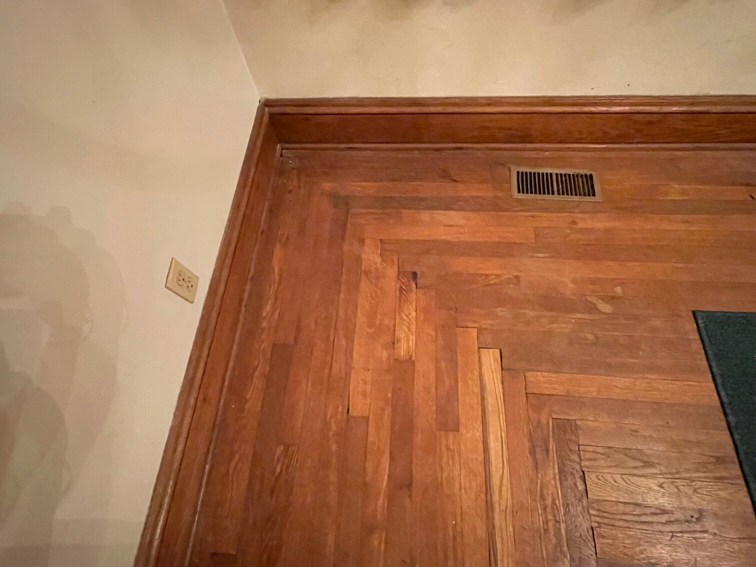 Image for SOLD $41,800 - 3 Bedroom in the South Hills Selling to the Highest Bidder