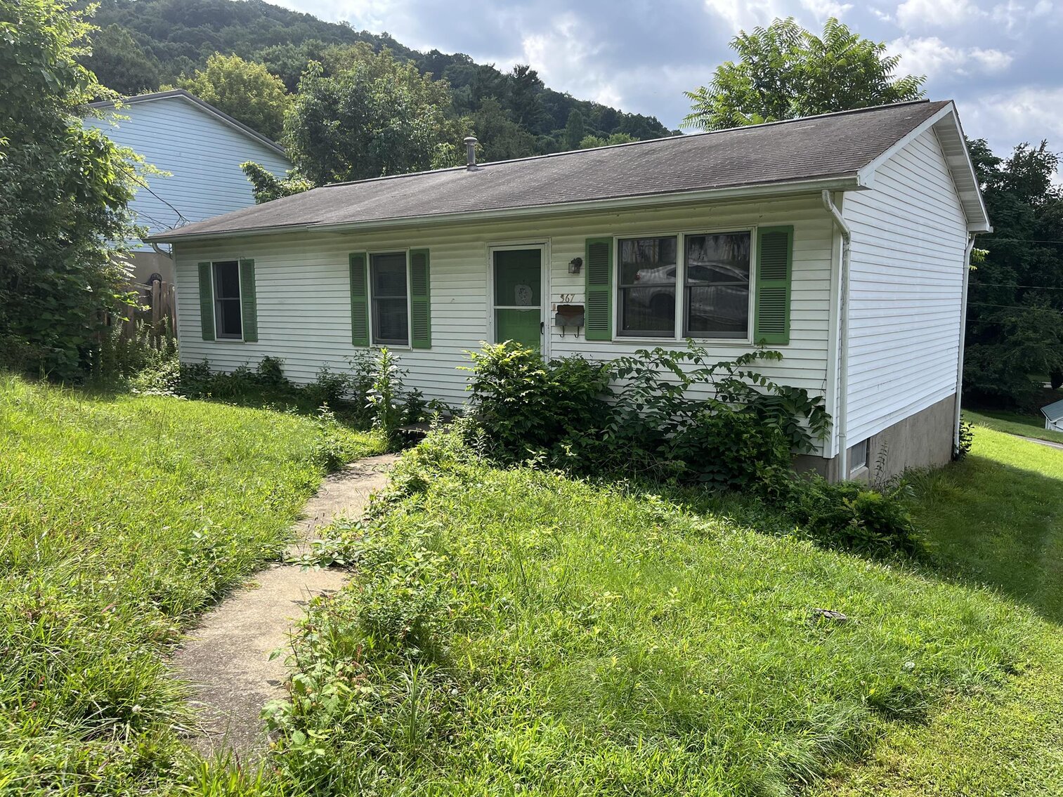 Image for SOLD $46,750 - 3 Bedroom Home Selling to the Highest Bidder