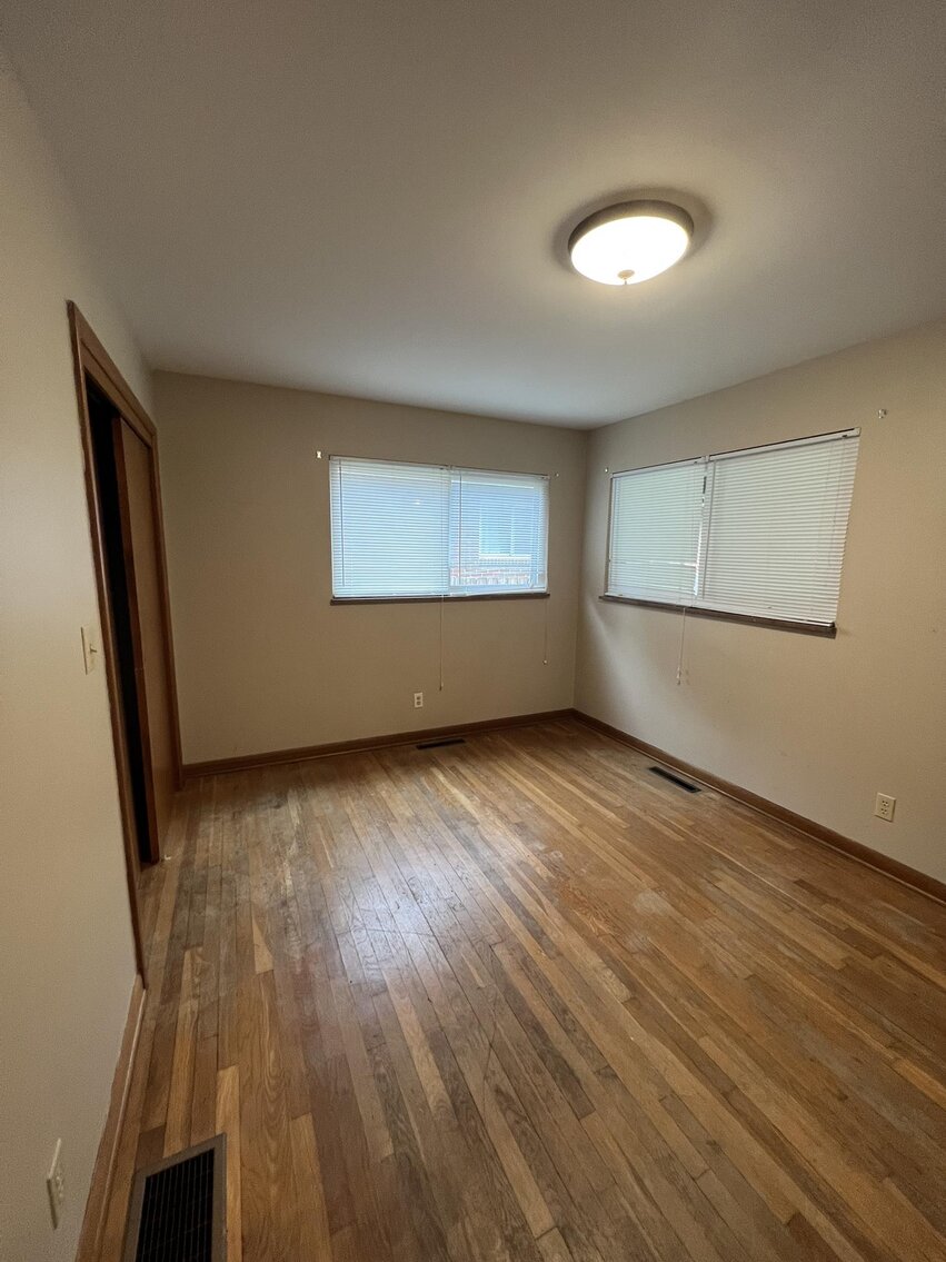 Image for SOLD $90,200 - 3 Bedroom Brick Ranch in Wonderful Neighborhood