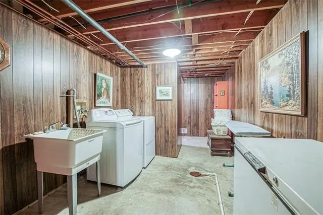 Image for ESTATE AUCTION