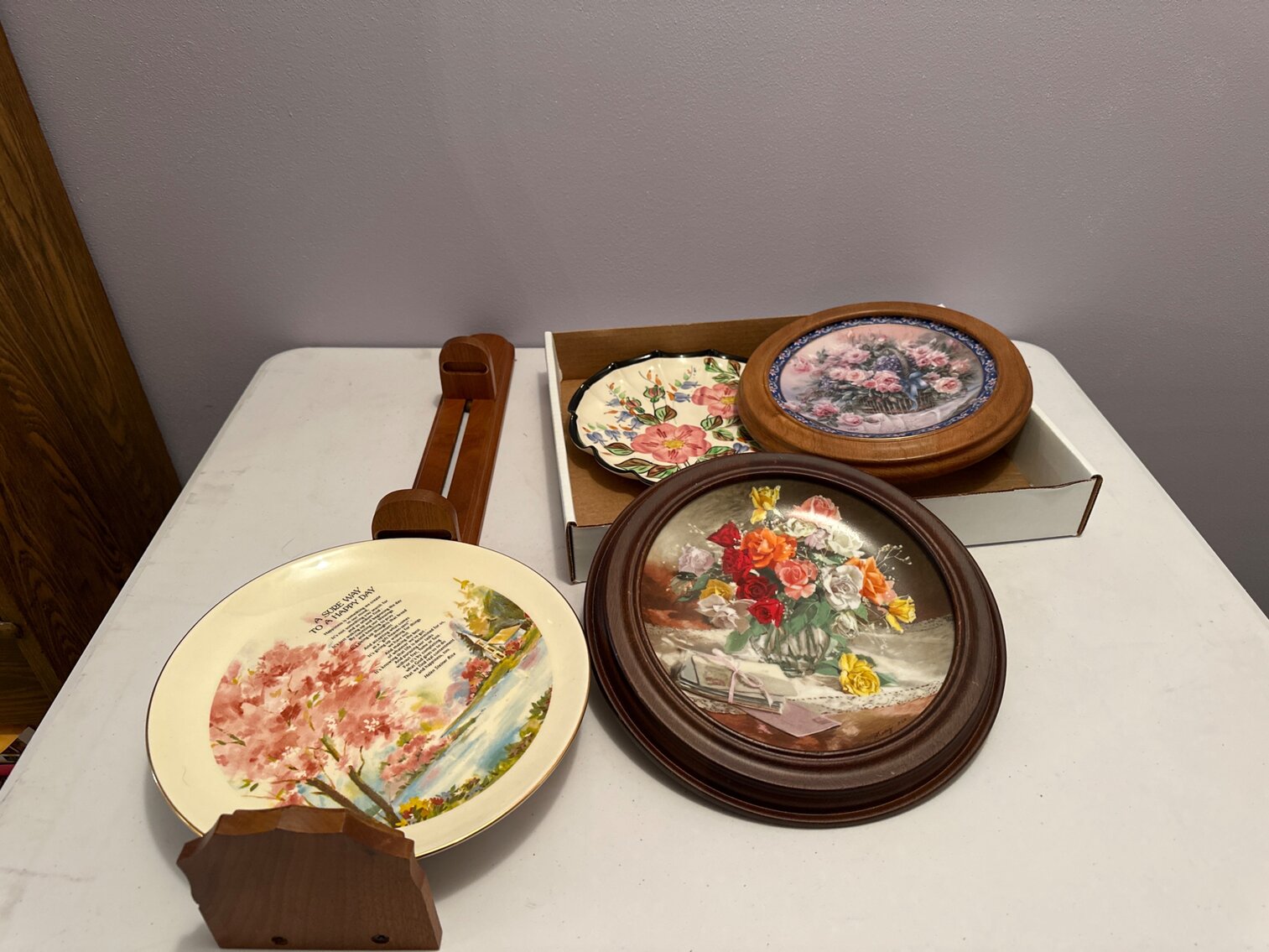 Decorative Plates and Holder