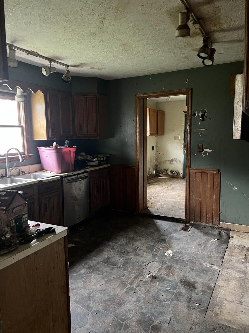 Image for SOLD $17,875 - 2 Bedroom in Belle Selling to the Highest Bidder