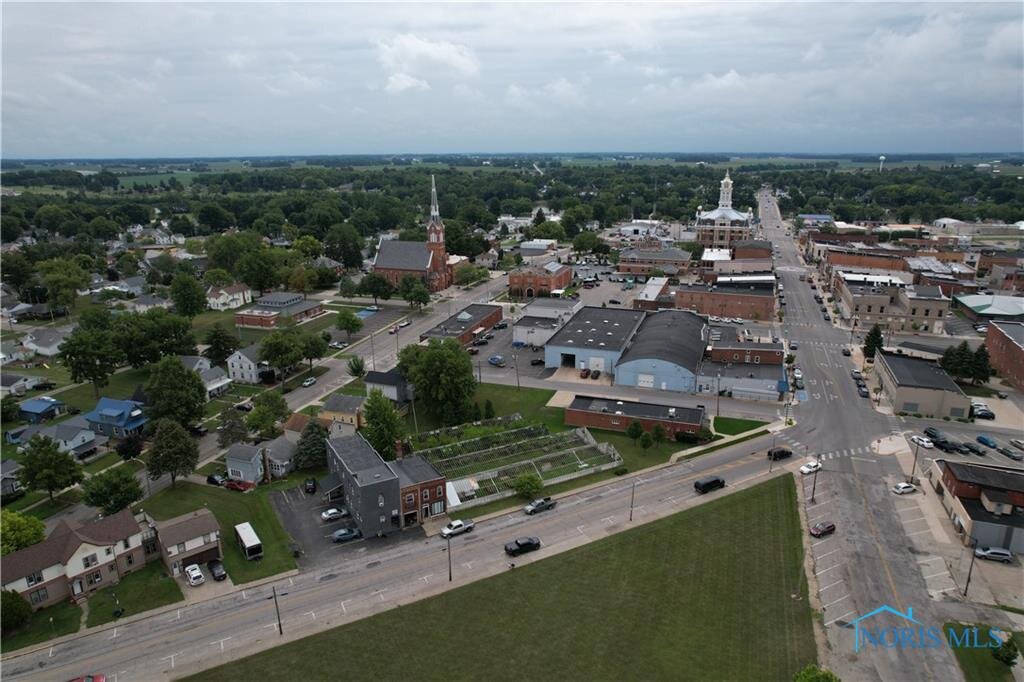 Image for MINIMUM BID AUCTION $50,000! 828 Oakwood Ave