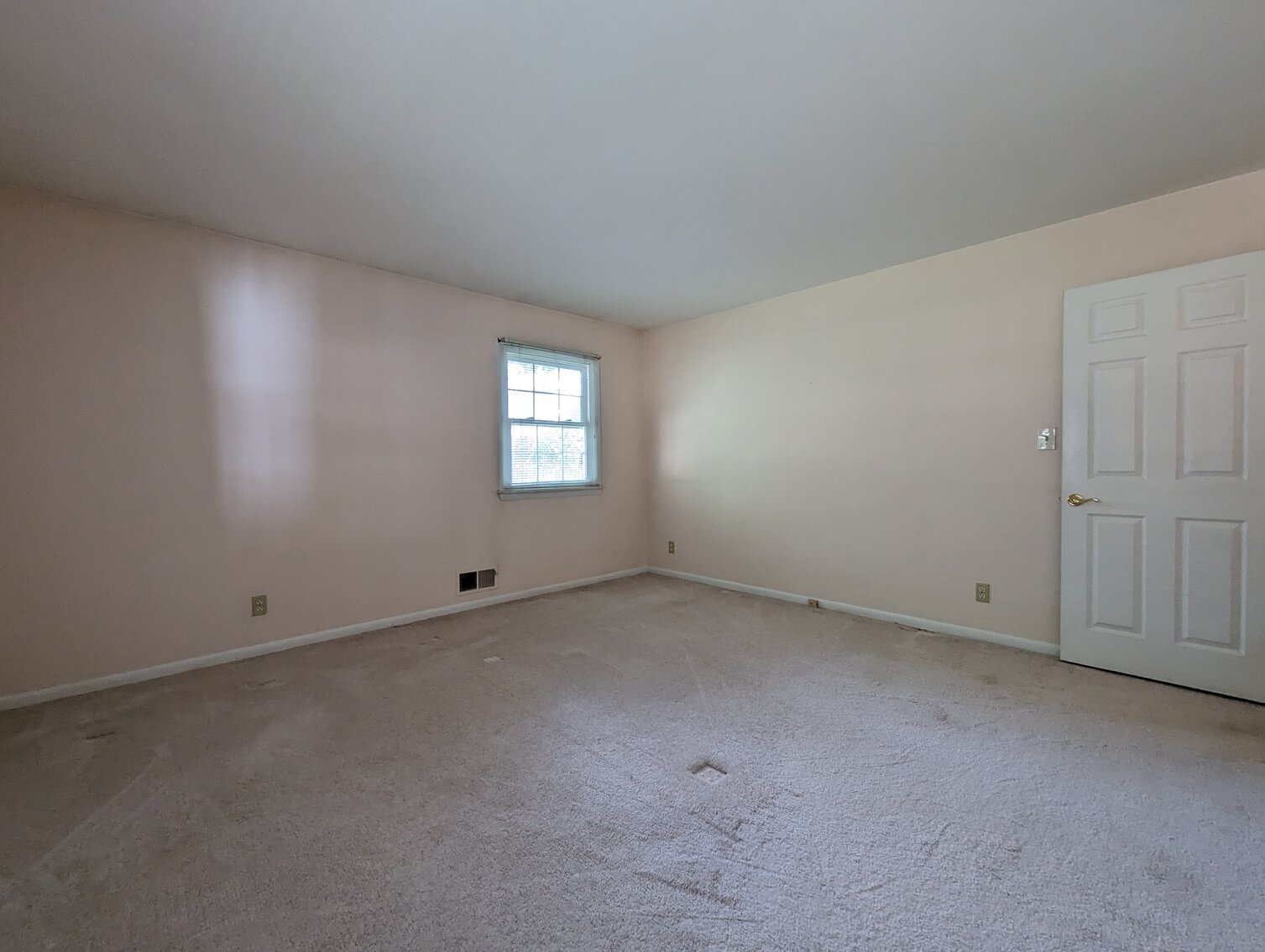 Image for CLEAN 3 BR, 2 BA BRICK & VINYL SIDED RANCHER W/ FENCED REAR YARD