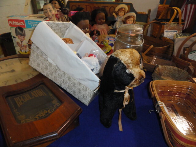 Image for Aug 17, 2023 Public Auction