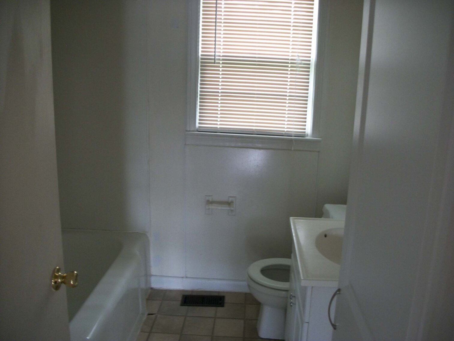 Image for 410 W Adams Street, Woodbury