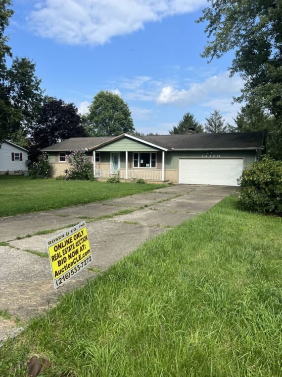 13190 Boone Ave., Northeast, Hartville, OH. 44632