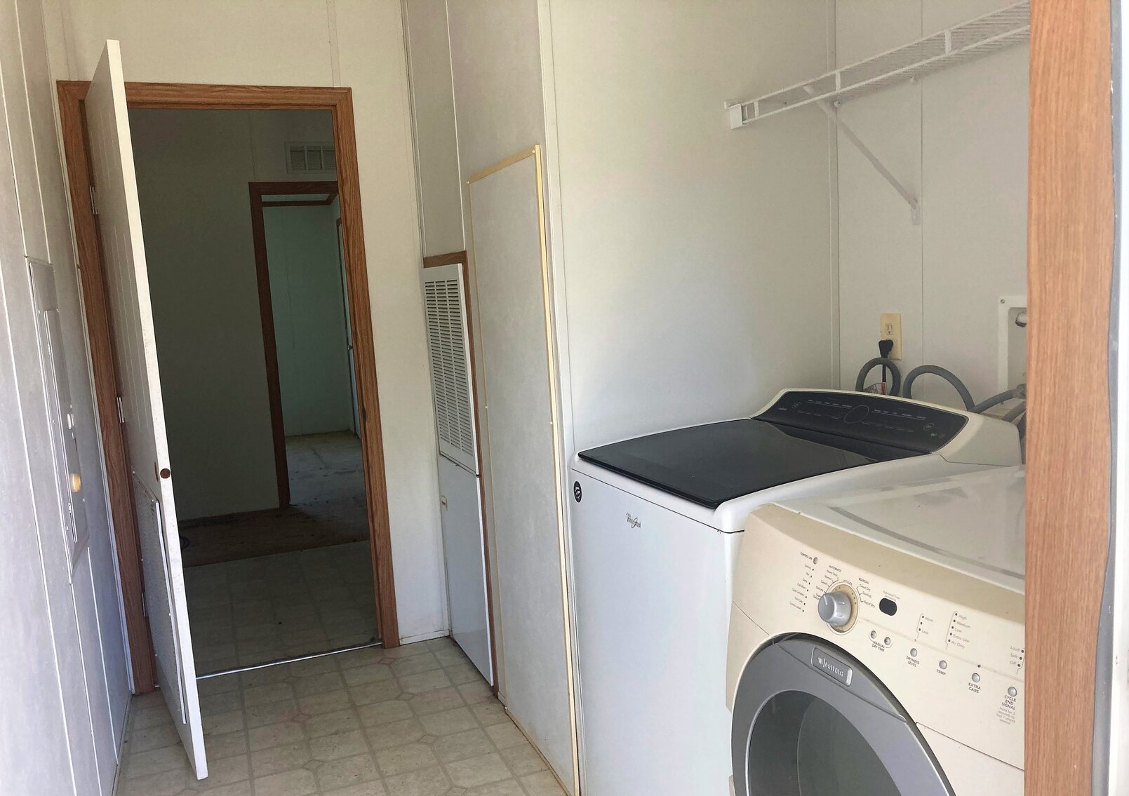 Image for Public Trustee Sale | Spacious 4 Bed/3 Full Bath Single Family Home | 3,016± SF | 4506 Farnham Creek Road | Northern Neck | Farnham, VA