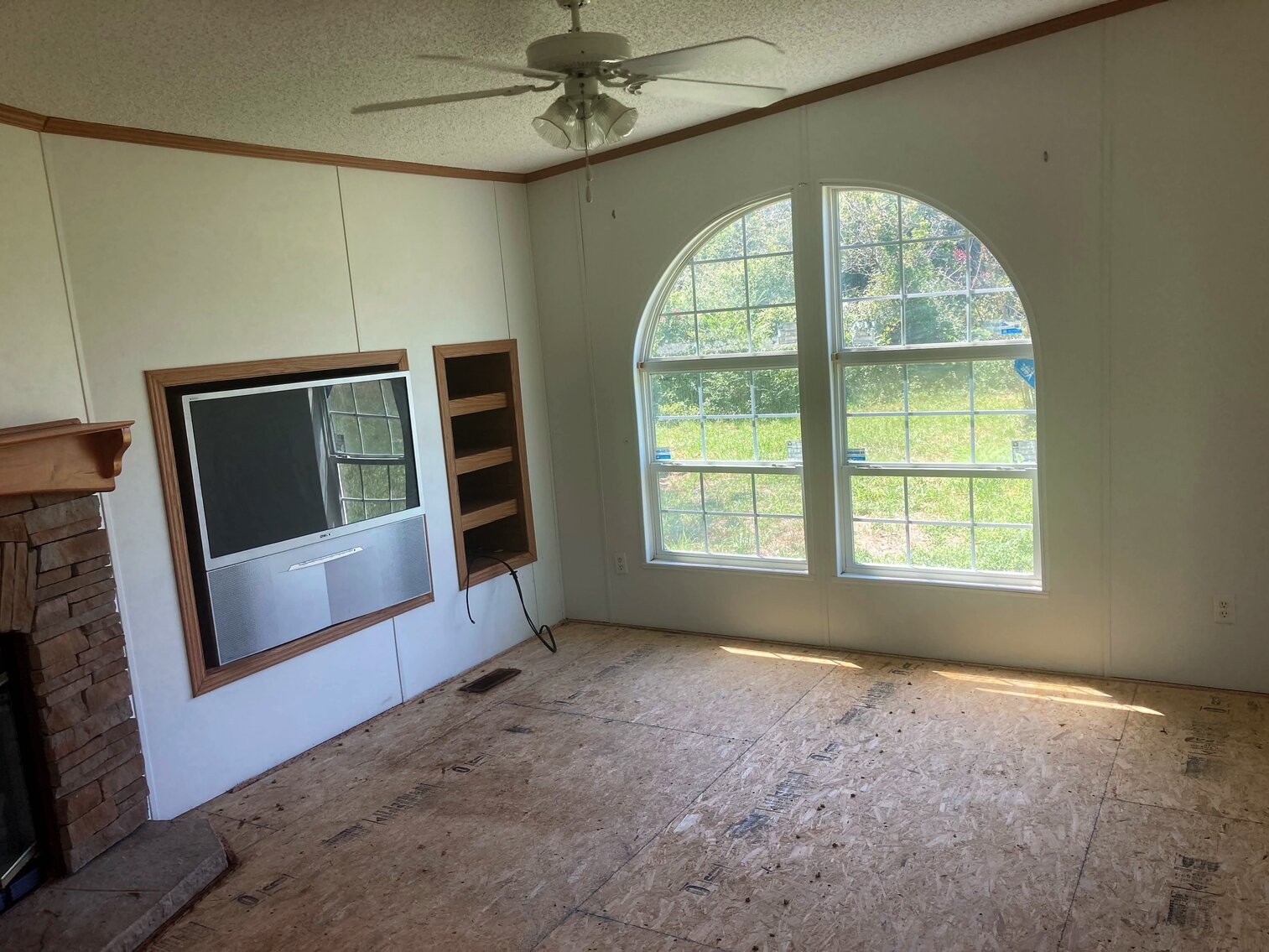 Image for Public Trustee Sale | Spacious 4 Bed/3 Full Bath Single Family Home | 3,016± SF | 4506 Farnham Creek Road | Northern Neck | Farnham, VA