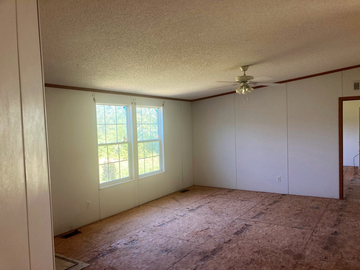 Image for Public Trustee Sale | Spacious 4 Bed/3 Full Bath Single Family Home | 3,016± SF | 4506 Farnham Creek Road | Northern Neck | Farnham, VA