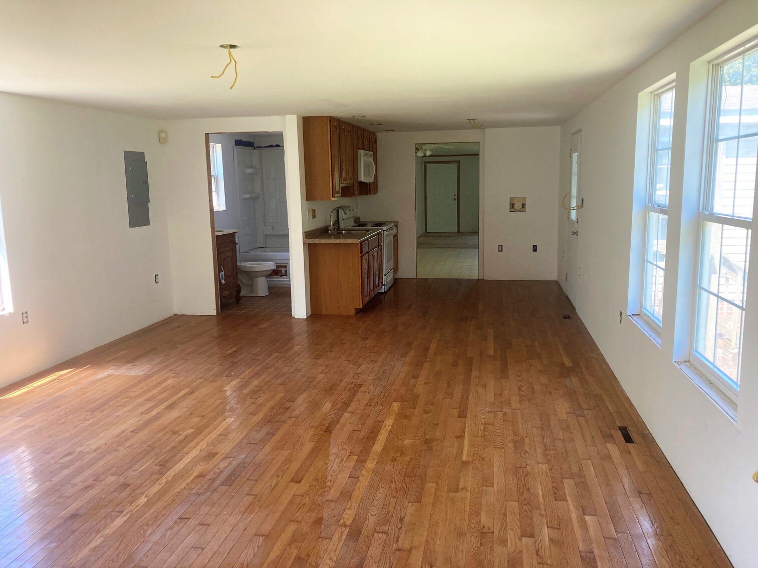 Image for Public Trustee Sale | Spacious 4 Bed/3 Full Bath Single Family Home | 3,016± SF | 4506 Farnham Creek Road | Northern Neck | Farnham, VA