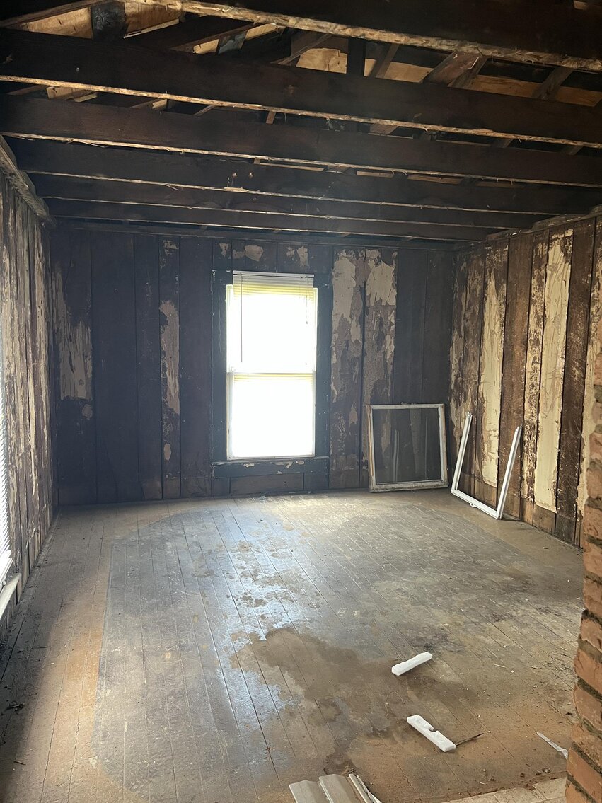 Image for SOLD - 4-Unit Apartment Building Near Downtown Charleston