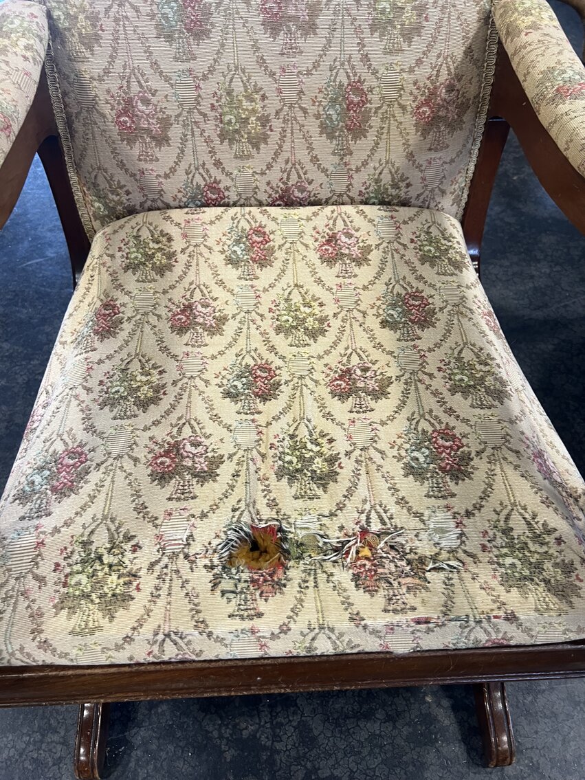 GOOSENECK PLATFORM ROCKER