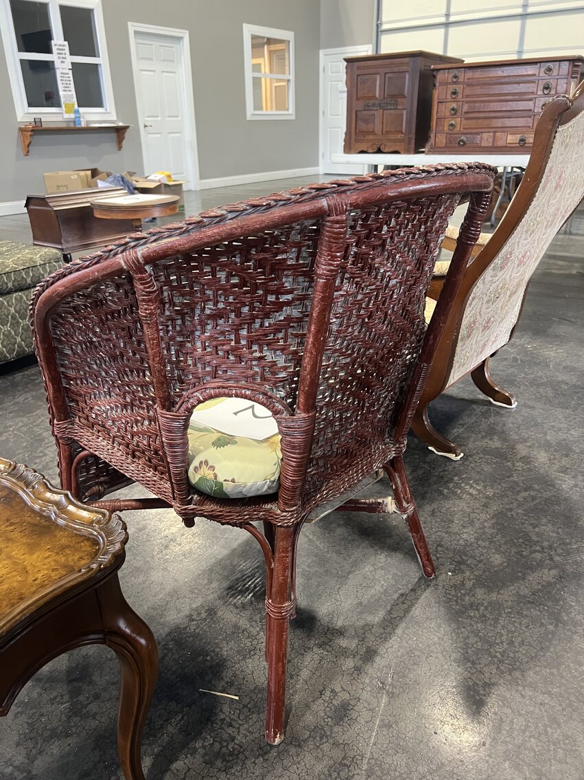 WICKER ARM CHAIR