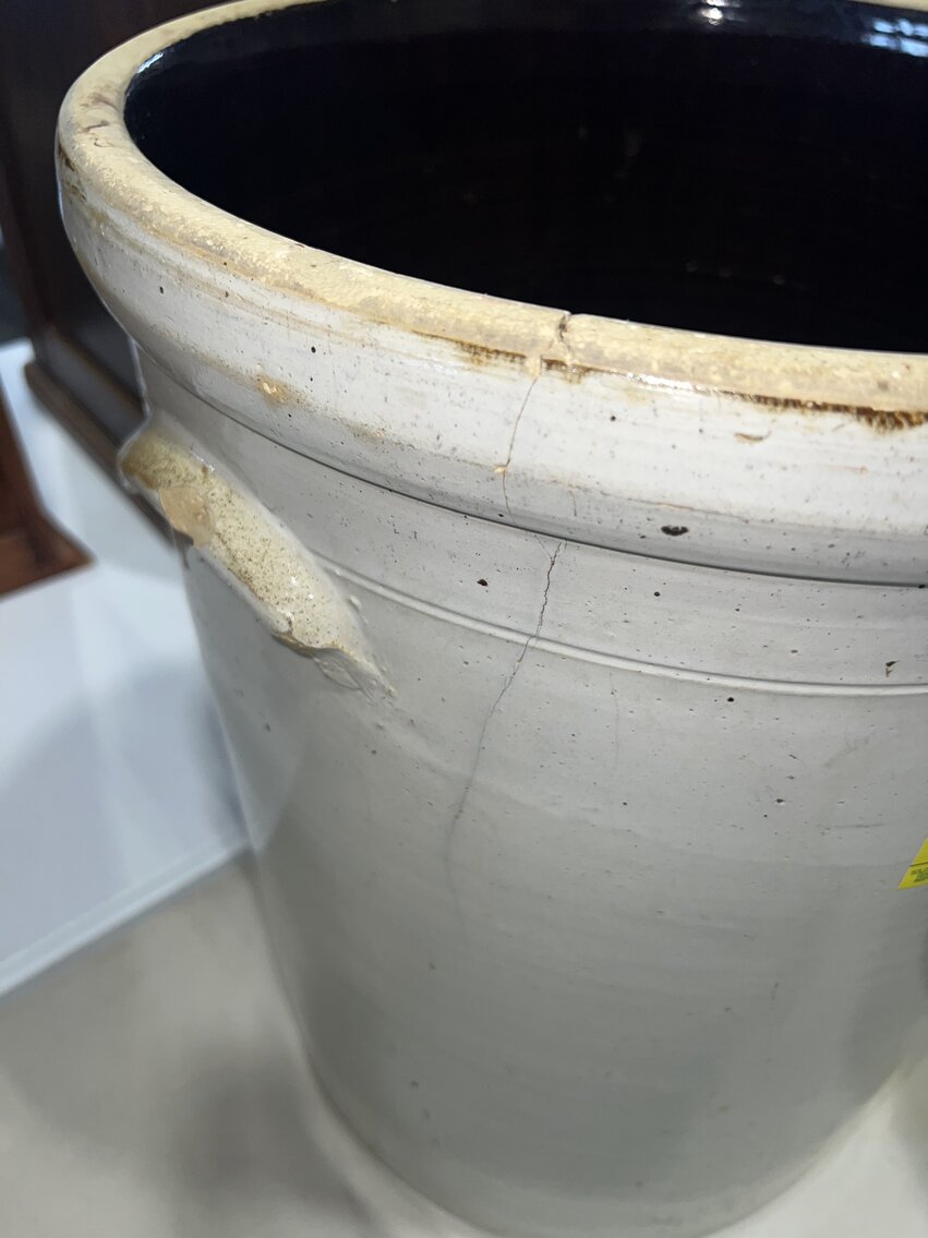 #10 HANDLED CROCK