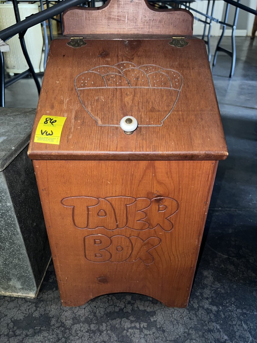 WOODEN TATER BOX