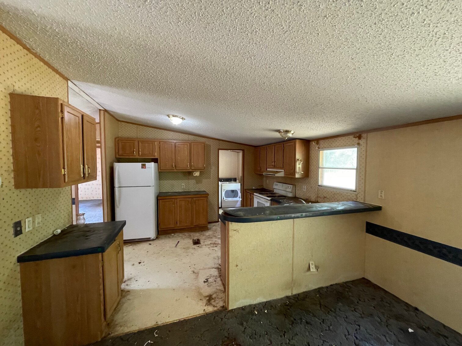 Image for SOLD $23,100 - 3 Bedroom Doublewide Selling to the Highest Bidder