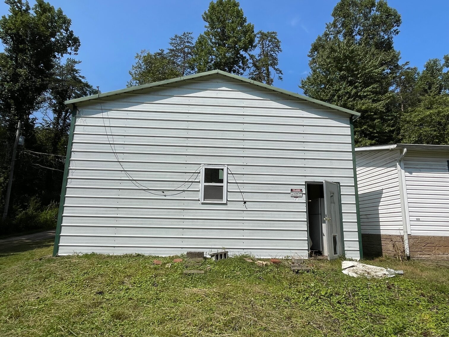 Image for SOLD $23,100 - 3 Bedroom Doublewide Selling to the Highest Bidder