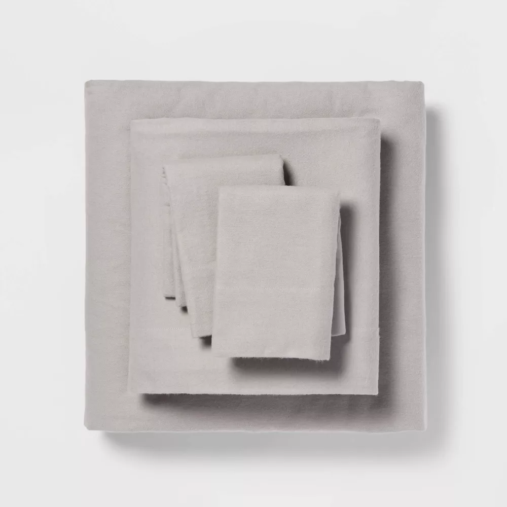 Full Flannel Solid Sheet Set - Threshold™
