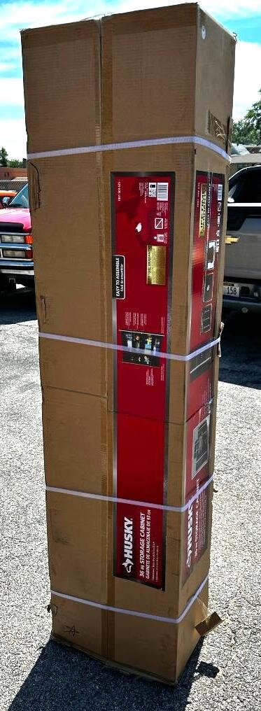 Husky 36in Storage Cabinet No. 1001 509 635
