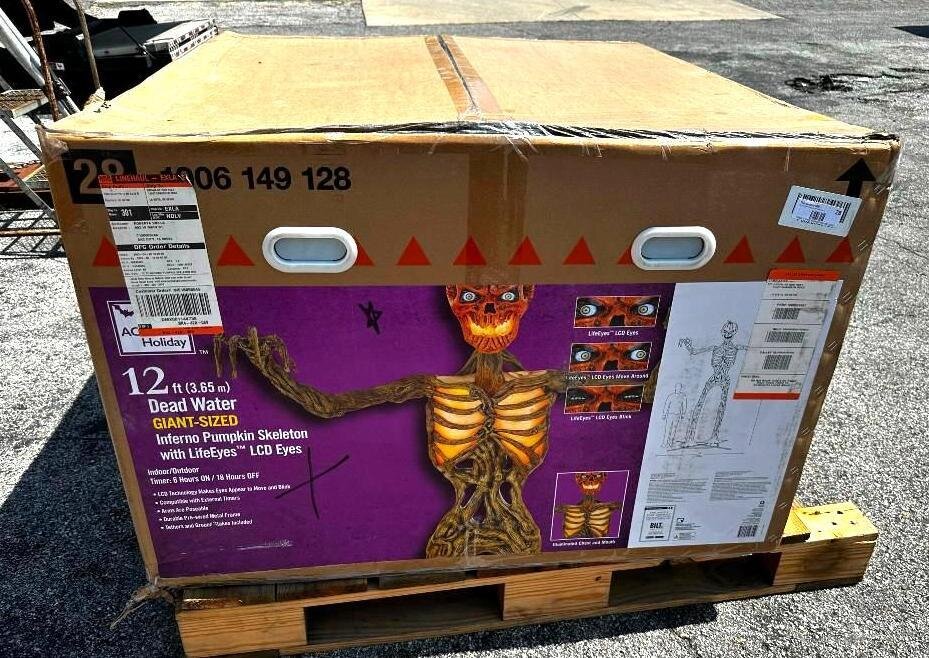 New Home Accents Holiday 12 Feet Dead Water Giant-Sized Inferno Pumpkin Skeleton w LifeEyes LCD Eyes