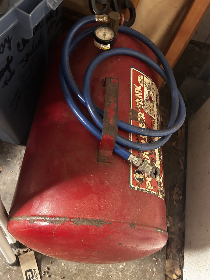 Image for EMERGENCY LAST MINUTE DOUBLE ESTATE AUCTION CARAVAN