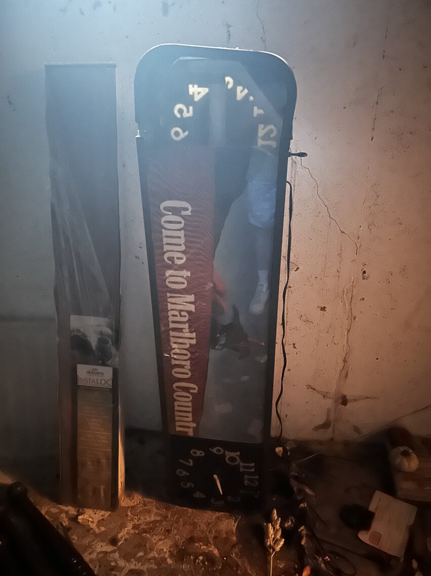 Image for EMERGENCY LAST MINUTE DOUBLE ESTATE AUCTION CARAVAN