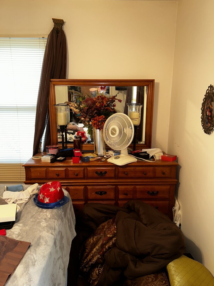 Image for EMERGENCY LAST MINUTE DOUBLE ESTATE AUCTION CARAVAN